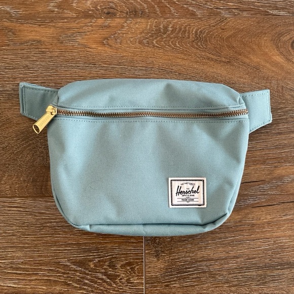 Herschel Supply Company Handbags - Herschel Hip Pack